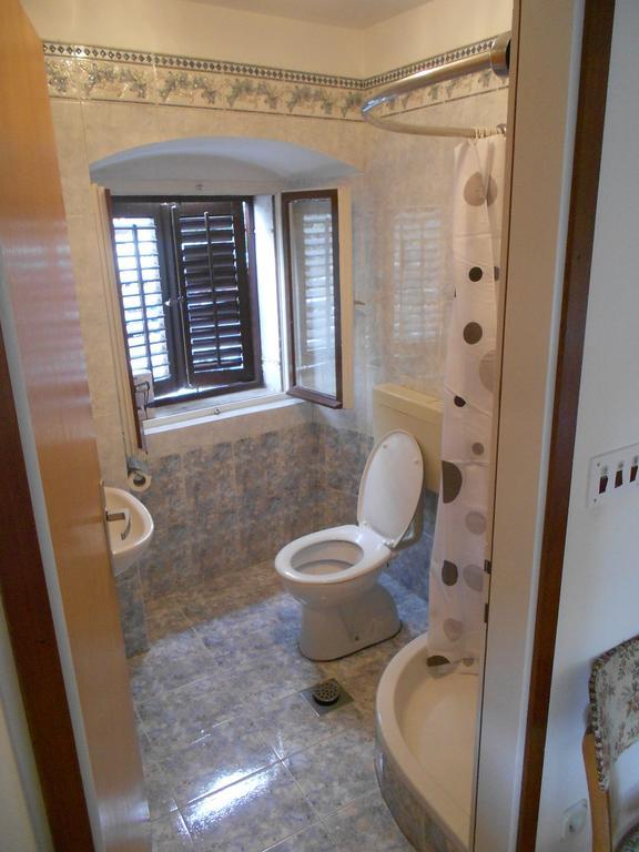 Guesthouse Kuca Na Sterne Lovran Habitación foto