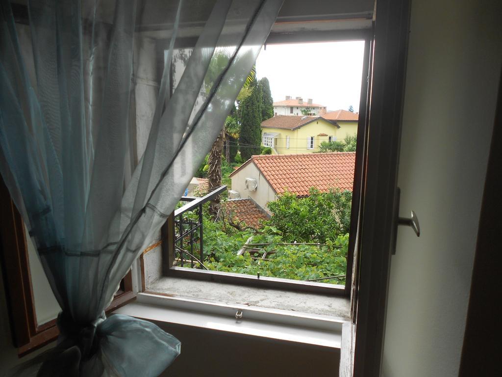 Guesthouse Kuca Na Sterne Lovran Habitación foto