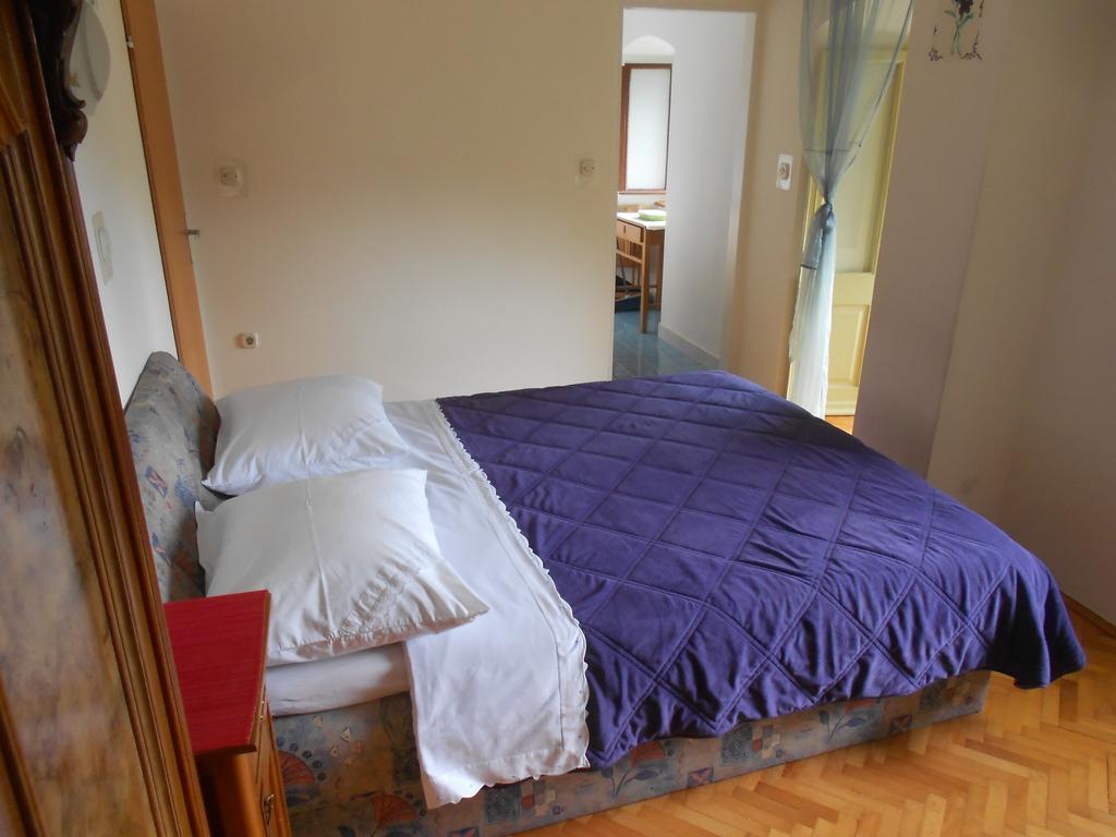 Guesthouse Kuca Na Sterne Lovran Habitación foto