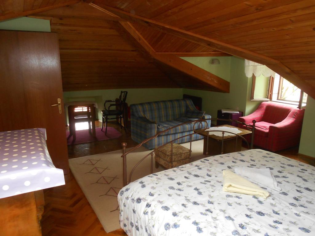 Guesthouse Kuca Na Sterne Lovran Habitación foto